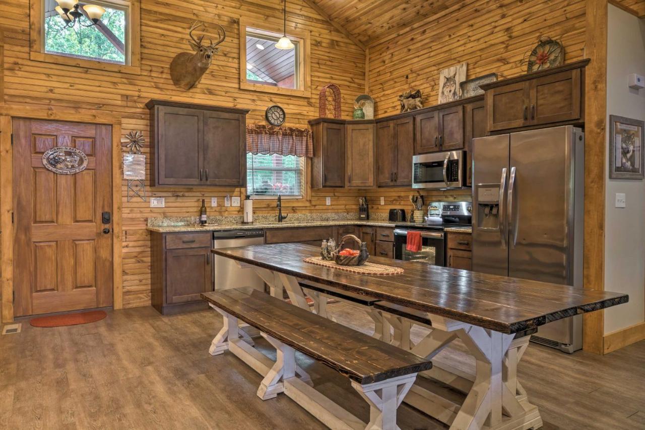 Branson West Cabin With Pool Access And Golfing Exterior foto