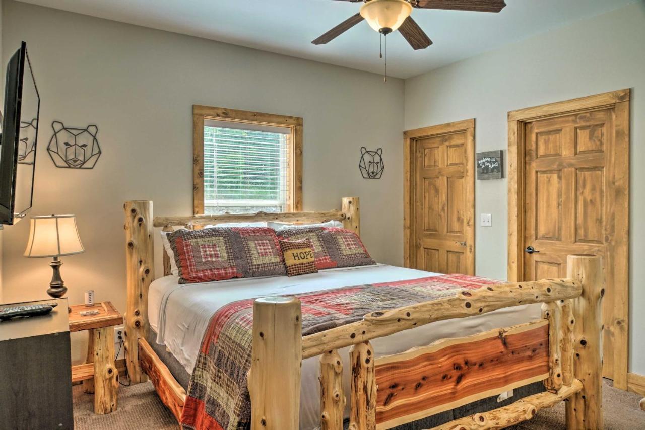 Branson West Cabin With Pool Access And Golfing Exterior foto